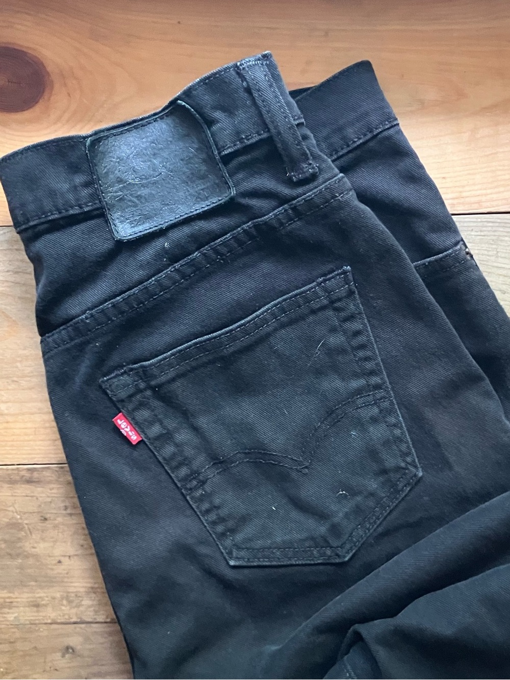 Levi's 520 Black Straight Denim 30x32